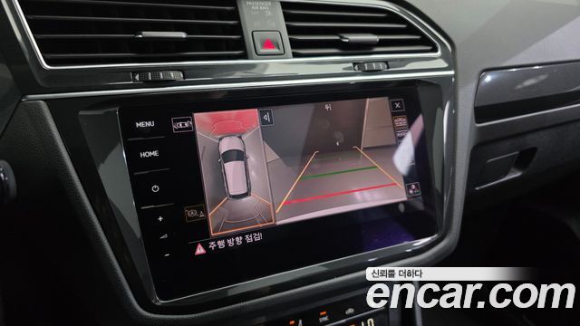 Volkswagen Tiguan 2021 — photo 14