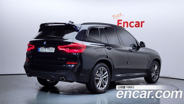 BMW X3 2021 — photo 2