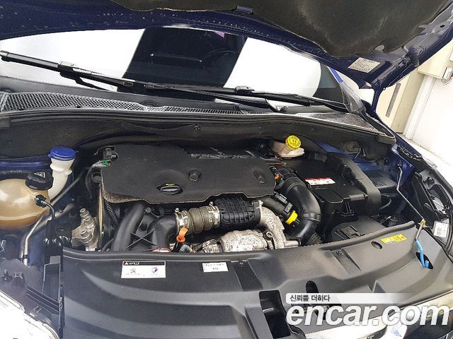 Peugeot 2008 2015 — photo 6