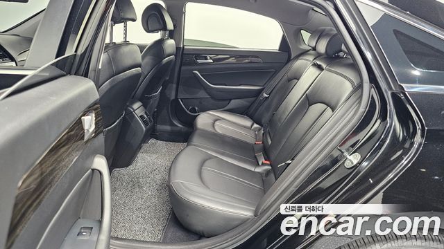 Hyundai Sonata 2016 — photo 17