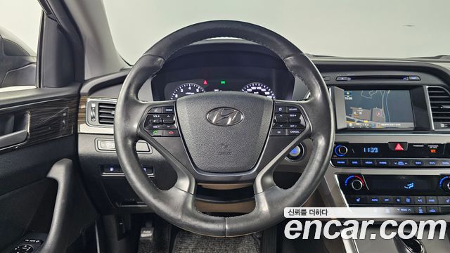 Hyundai Sonata 2016 — photo 20