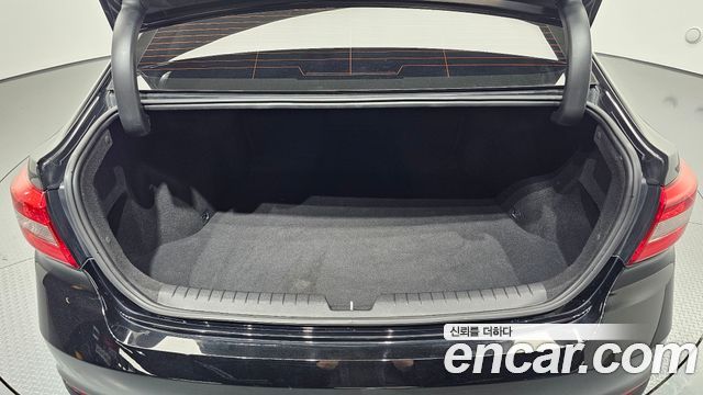 Hyundai Sonata 2016 — photo 24