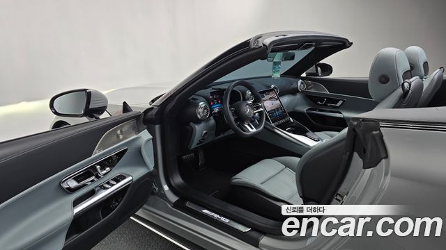 Mercedes-Benz SL-Class 2023 — photo 13