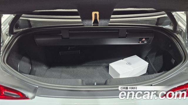 Mercedes-Benz SL-Class 2023 — photo 23