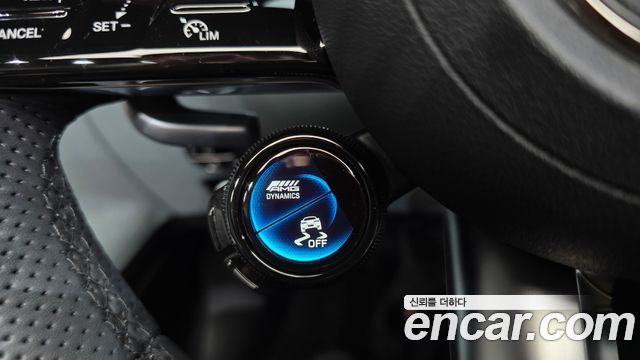 Mercedes-Benz SL-Class 2023 — photo 29