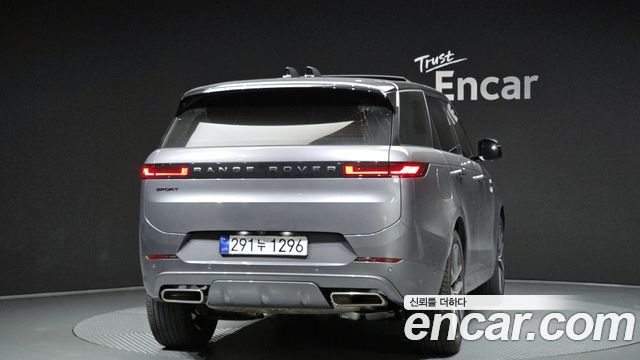Land Rover Range Rover Sport 2025 — photo 4