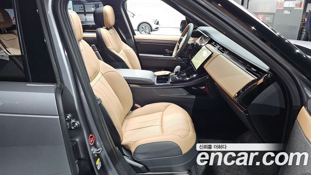 Land Rover Range Rover Sport 2025 — photo 16