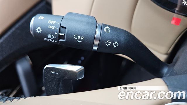 Land Rover Range Rover Sport 2025 — photo 31