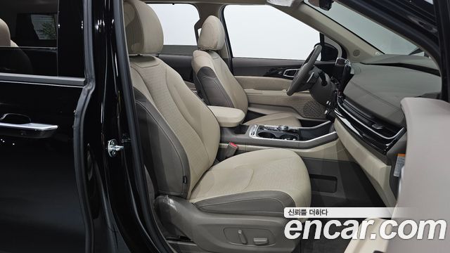 Kia Canival 2025 — photo 13