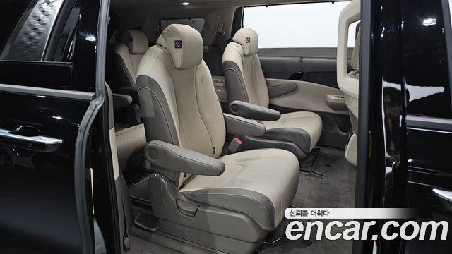 Kia Canival 2025 — photo 16