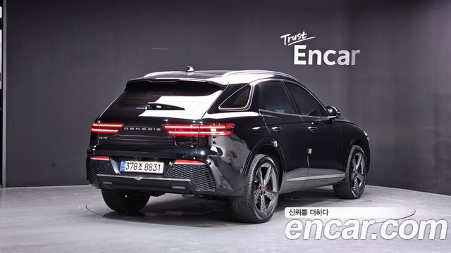 Genesis GV70 2021 — photo 2