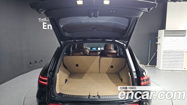 Genesis GV70 2021 — photo 26