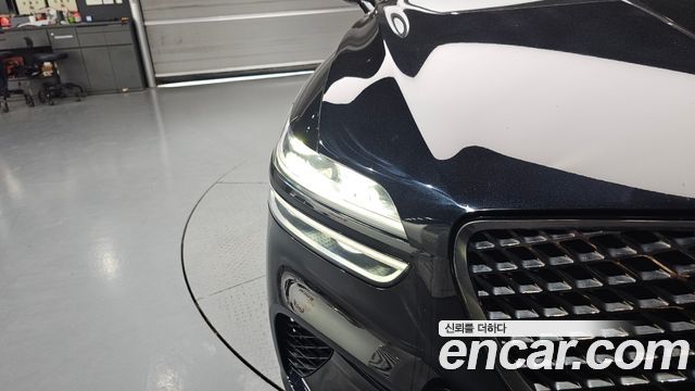 Genesis GV70 2021 — photo 8