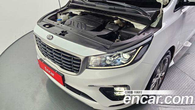 Kia Canival 2019 — photo 6