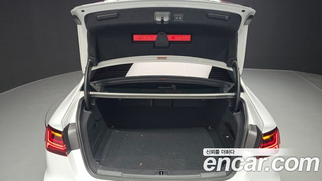 Audi A6 2018 — photo 26