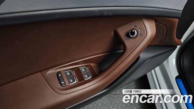 Audi A6 2018 — photo 40