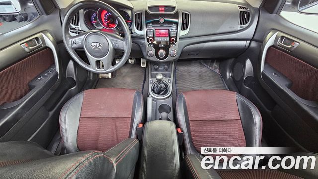 Kia Porte 2010 — photo 7