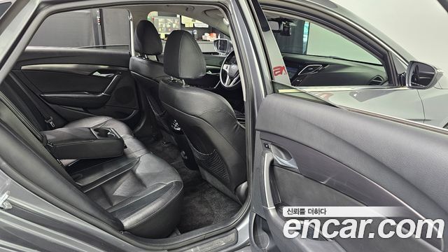Hyundai i40 2012 — photo 17