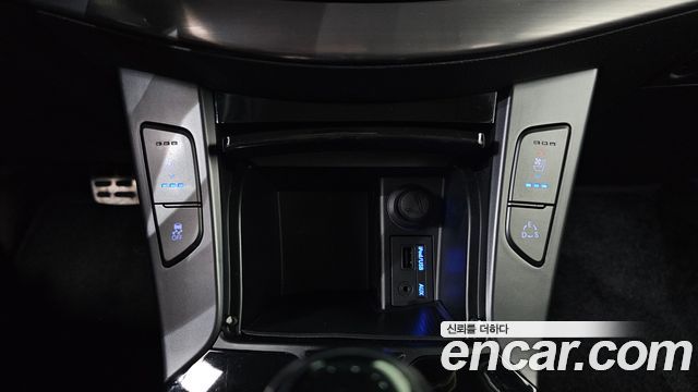 Hyundai i40 2012 — photo 25