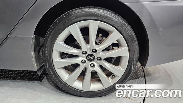 Hyundai i40 2012 — photo 7