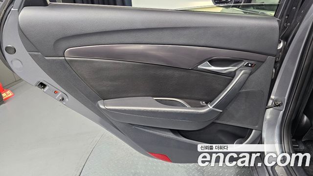 Hyundai i40 2012 — photo 15
