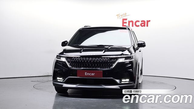 Kia Canival 2021 — photo 3