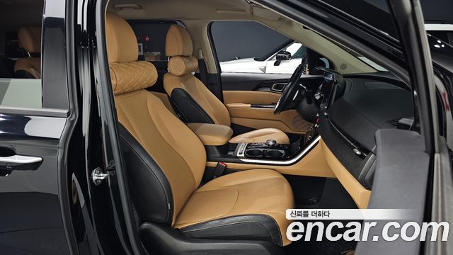 Kia Canival 2021 — photo 17