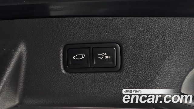 Kia Canival 2021 — photo 26