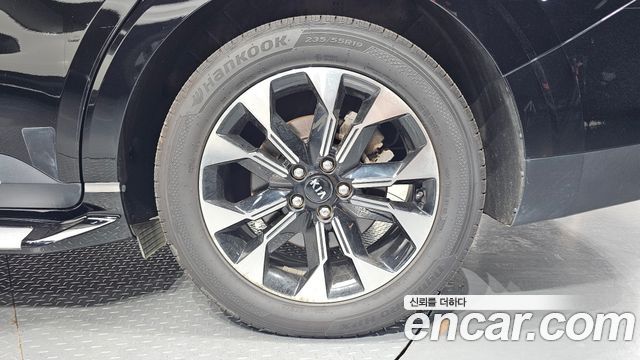 Kia Canival 2021 — photo 7
