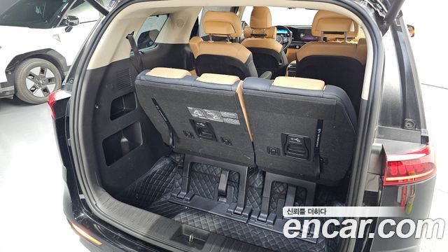 Kia Canival 2021 — photo 27