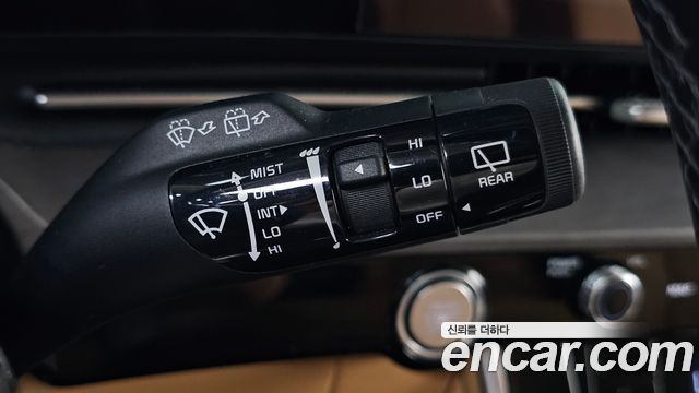 Kia Canival 2021 — photo 29