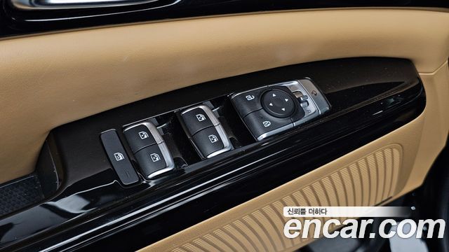 Kia Canival 2021 — photo 30