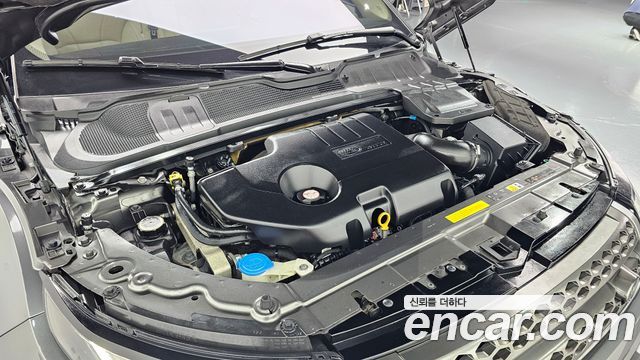 Land Rover Range Rover Evoque 2018 — photo 6
