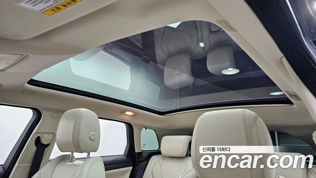 Land Rover Range Rover Evoque 2018 — photo 22