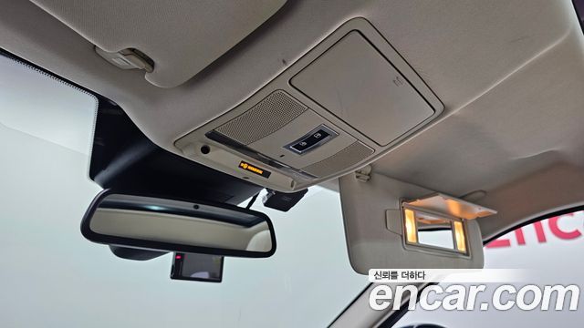 Land Rover Range Rover Evoque 2018 — photo 24