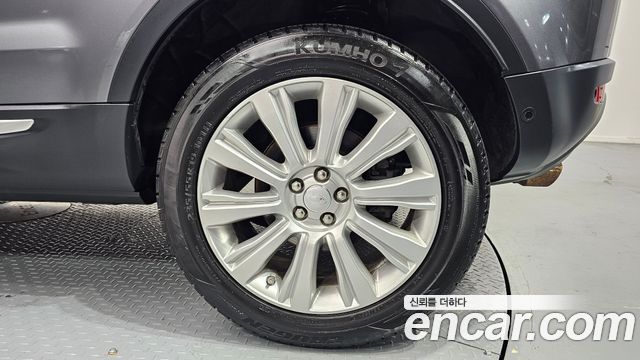 Land Rover Range Rover Evoque 2018 — photo 7