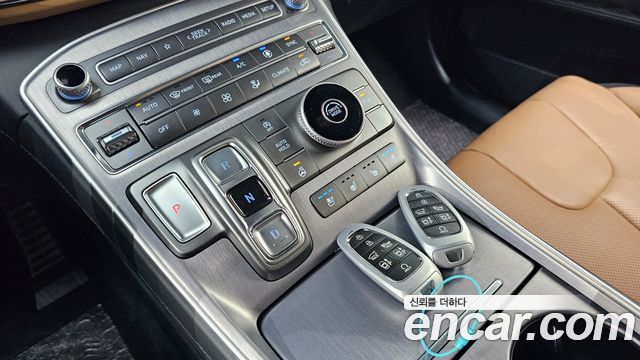 Hyundai Santafe 2021 — photo 12