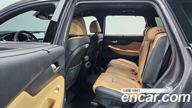 Hyundai Santafe 2021 — photo 17