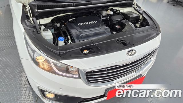 Kia Canival 2016 — photo 6