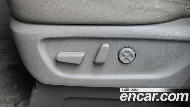 Kia Canival 2016 — photo 18