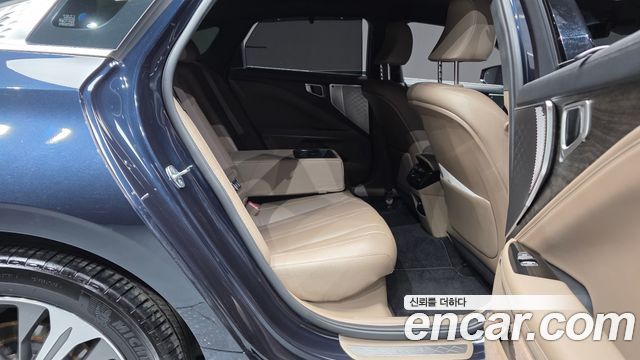 Kia K8 2022 — photo 12
