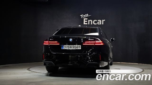 BMW 5-Series 2026 — photo 4