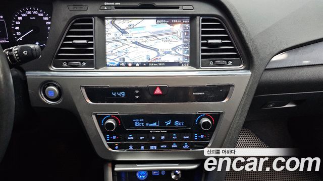Hyundai Sonata 2015 — photo 19