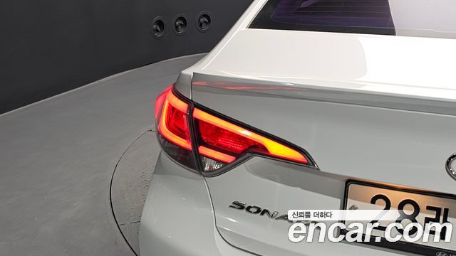 Hyundai Sonata 2015 — photo 9