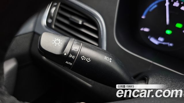 Hyundai Sonata 2015 — photo 30