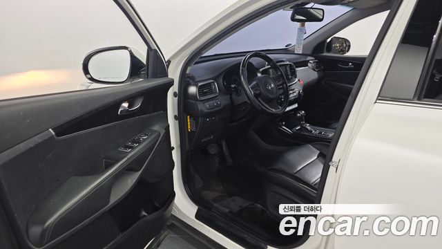 Kia Sorento 2016 — photo 13