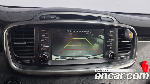 Kia Sorento 2016 — photo 22