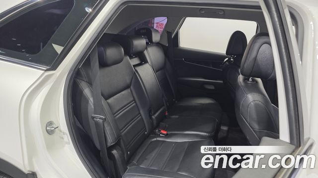 Kia Sorento 2016 — photo 16