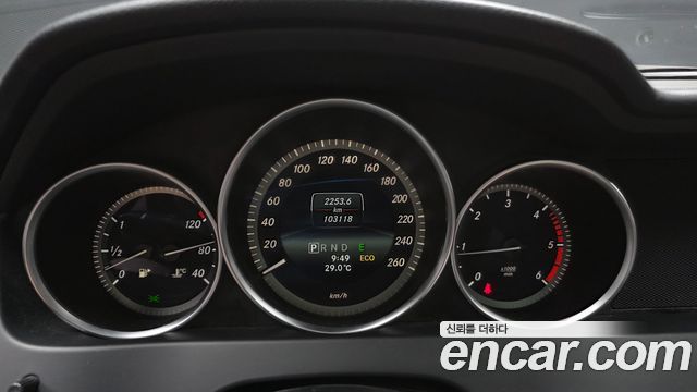 Mercedes-Benz C-Class 2014 — photo 8