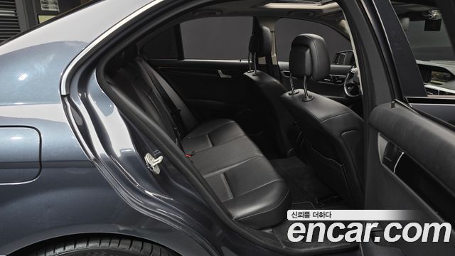 Mercedes-Benz C-Class 2014 — photo 11